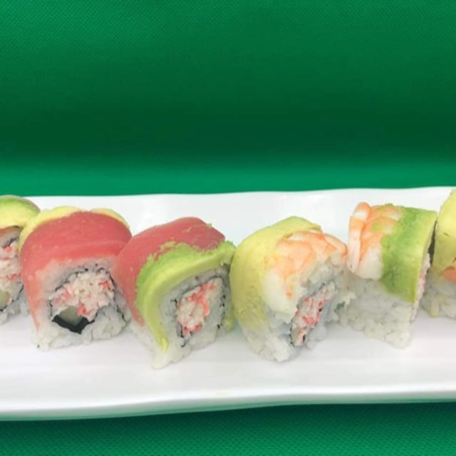 Rainbow Roll (8pcs).