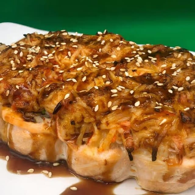 Volcano Roll (8pc).