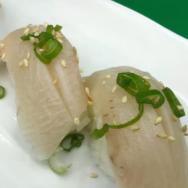 Yellowtail 2pcs.